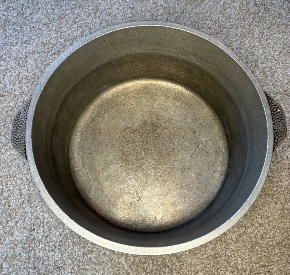 Vintage Meljax Ware Warranted Hammered Dutch Oven Pot Aluminum 4.25" by 12"